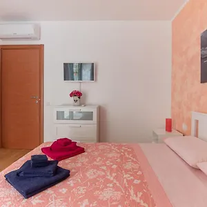 Valery House Apartment